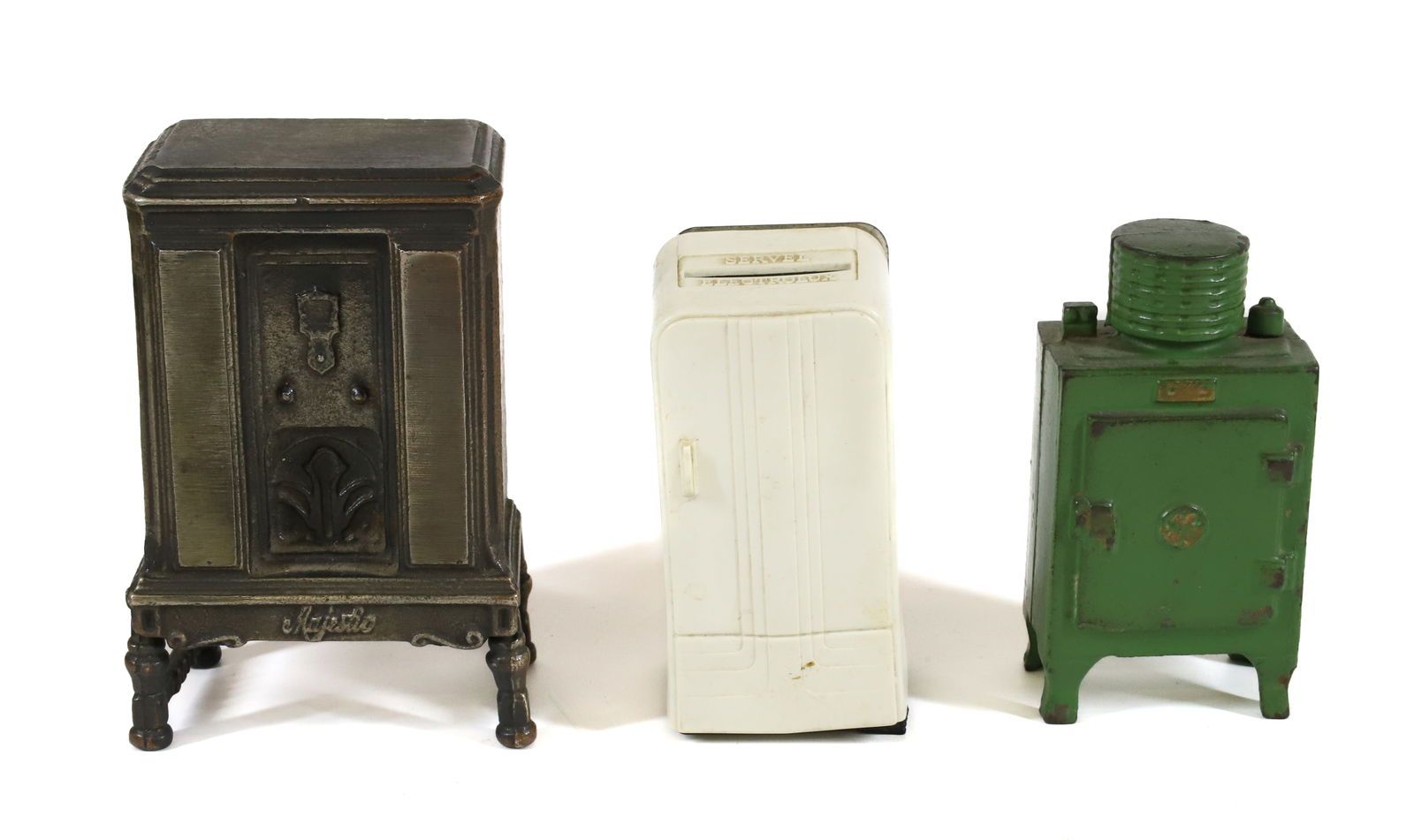 LOT OF STILL BANKS (1 of 5)