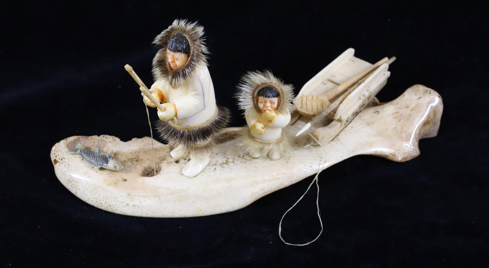 R.  LANGFORD ESKIMO CARVING (1 of 5)