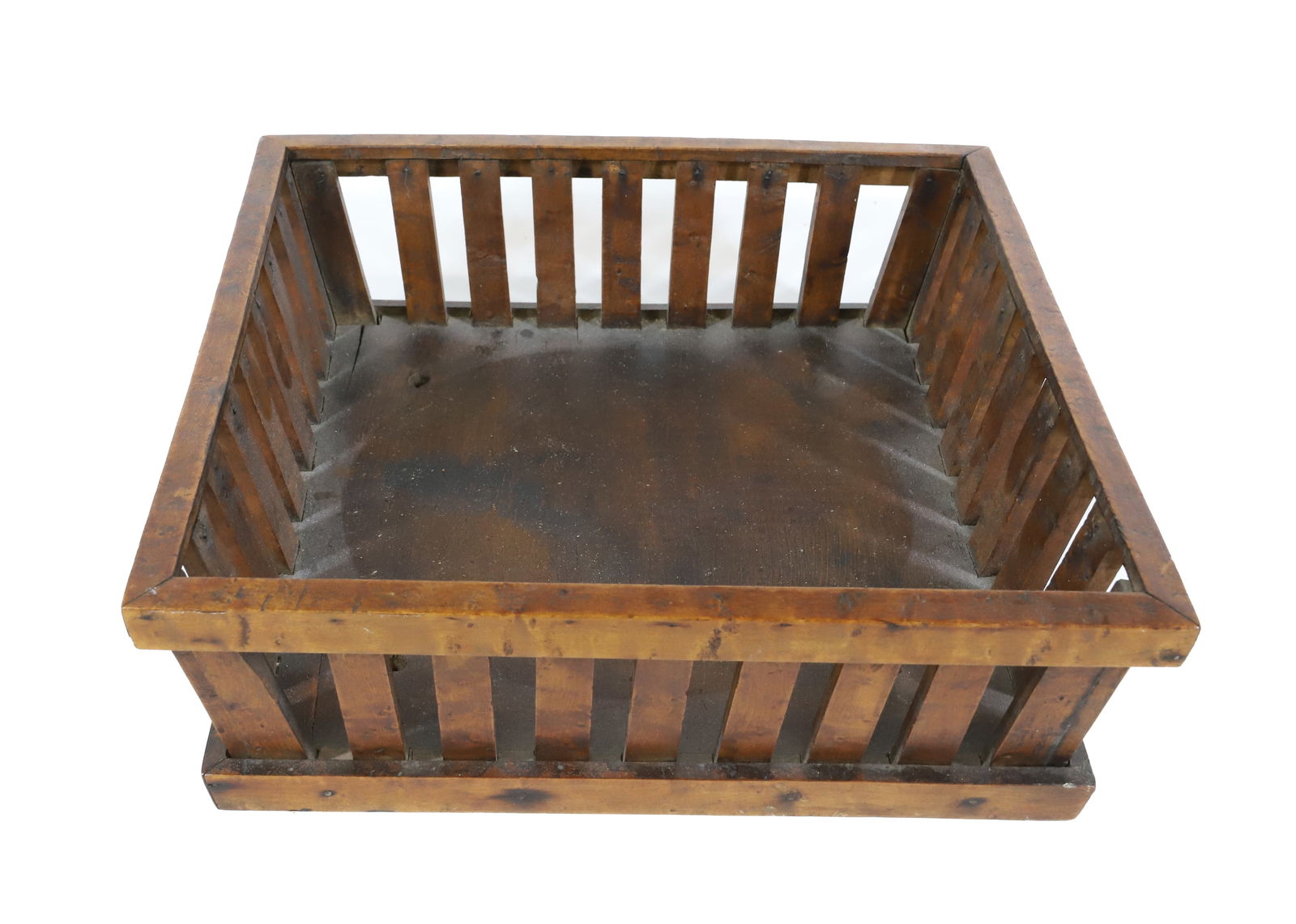 EARLY SLAT SIDED APPLE BASKET (1 of 3)