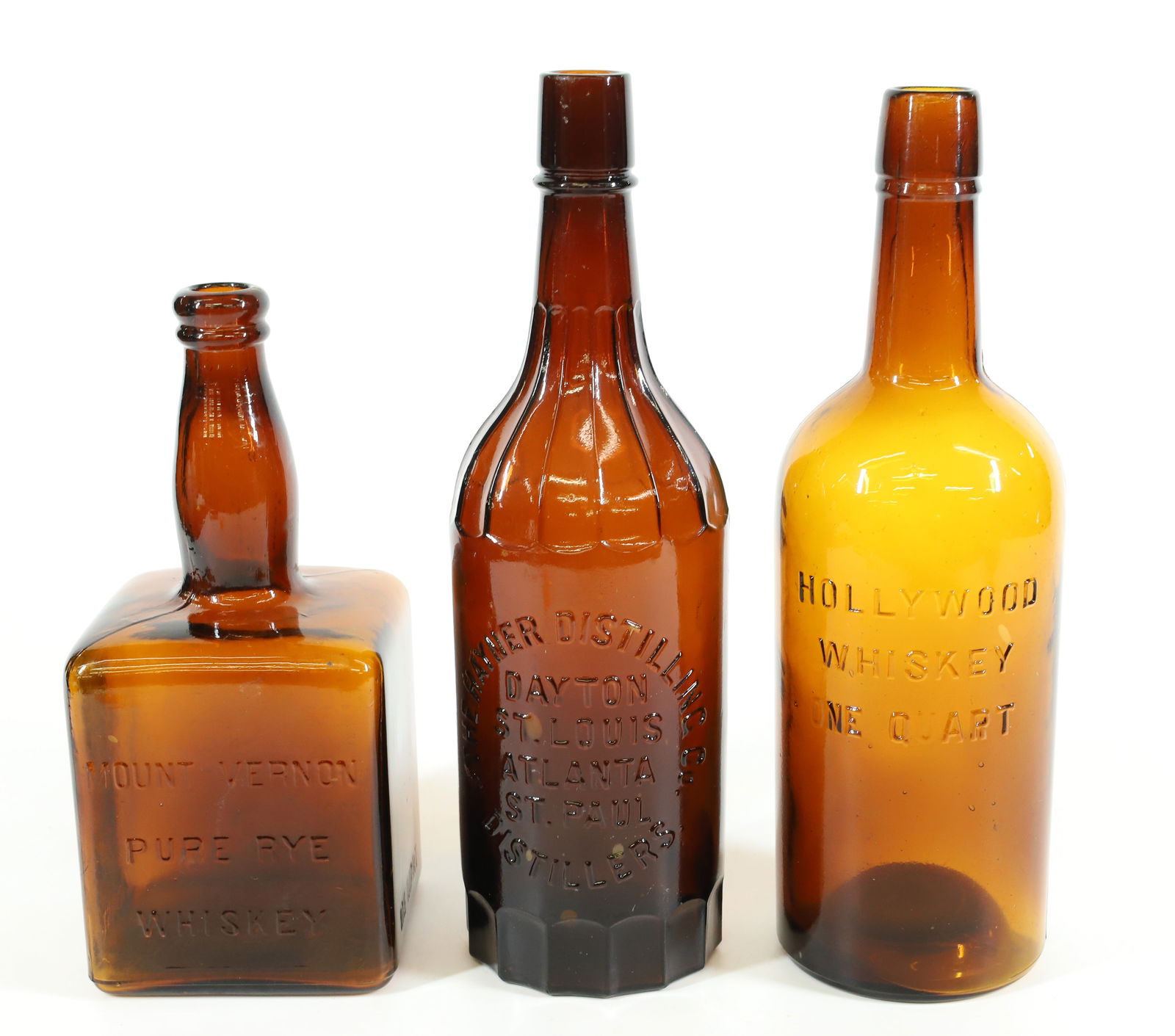LOT OF AMBER WHISKEY BOTTLES (1 of 4)