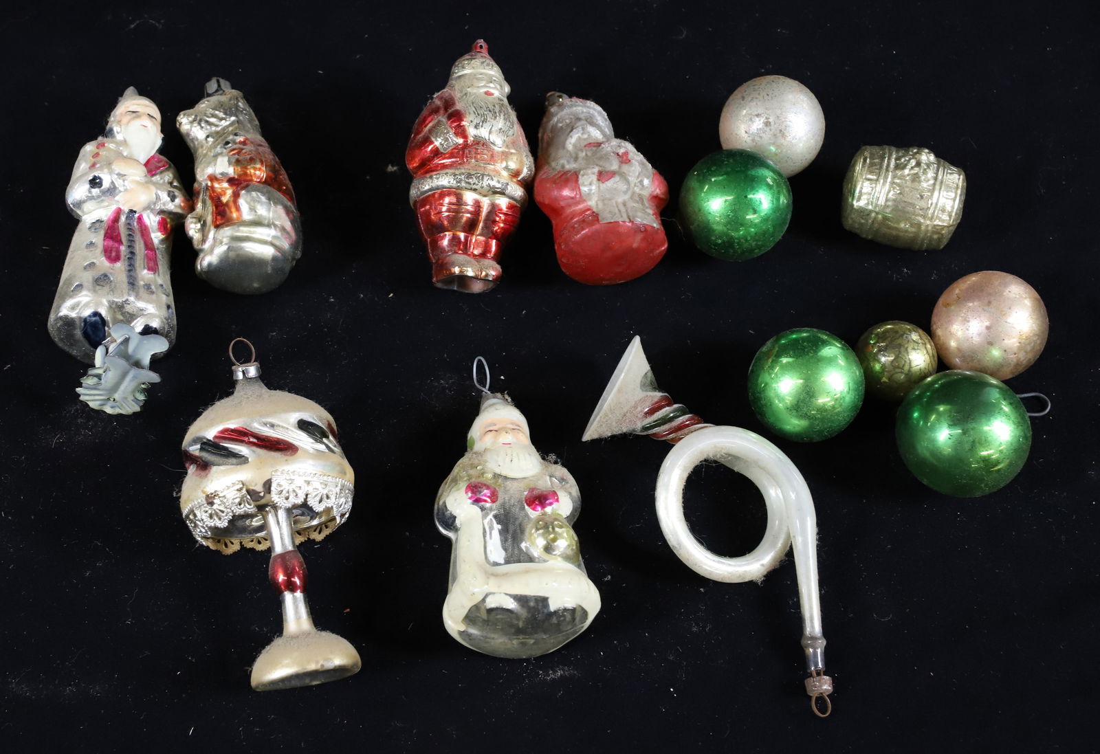 LOT OF ANTIQUE CHRISTMAS ORNAMENTS (1 of 3)