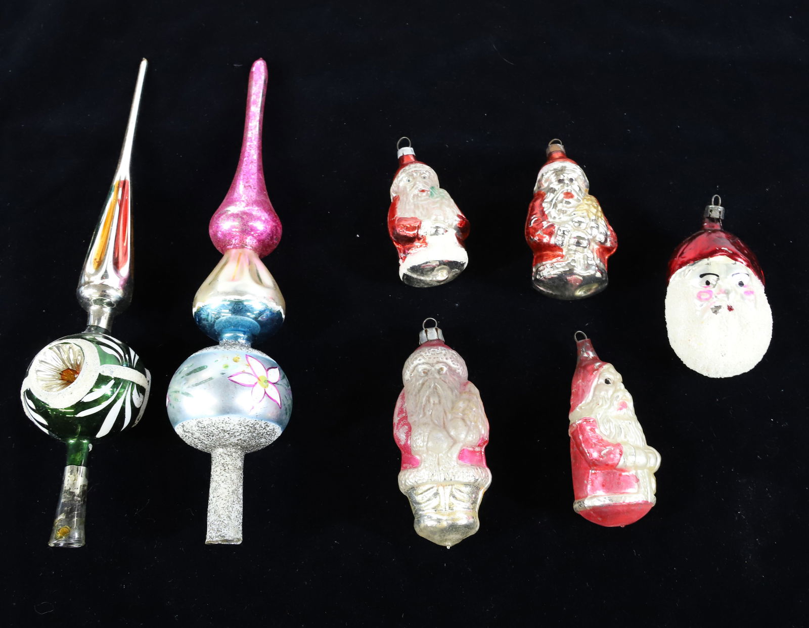LOT OF SANTA CLAUS ORNAMENTS AND TREE TOPPERS (1 of 2)