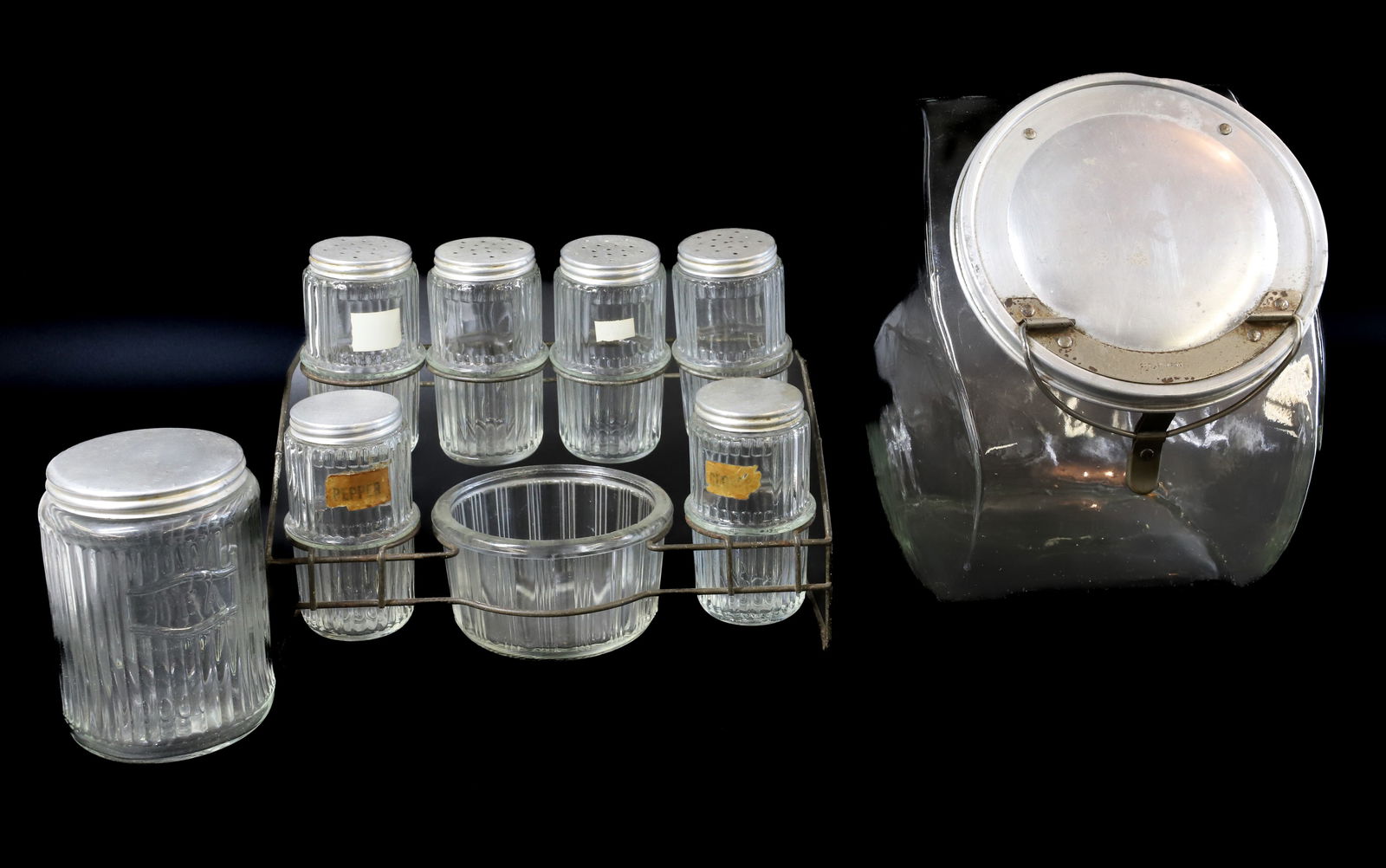 LOT OF HOOSIER CABINET SHAKERS AND JARS (1 of 6)