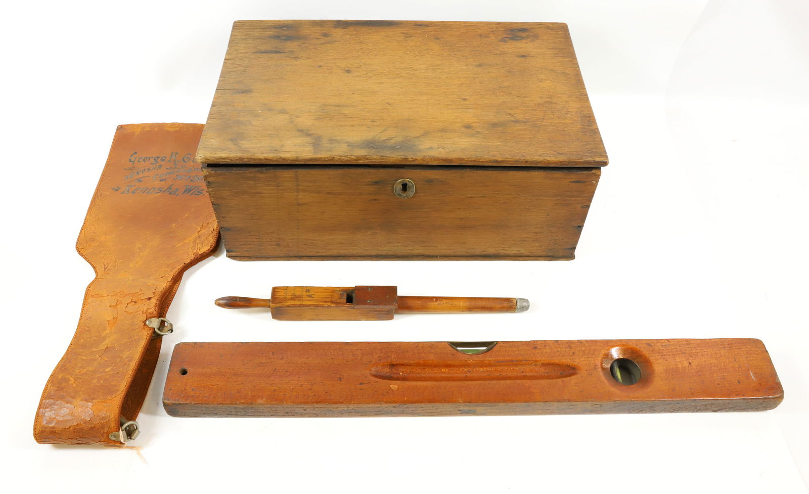 STANLEY LEVEL, WOODEN BOX AND MORE (1 of 7)