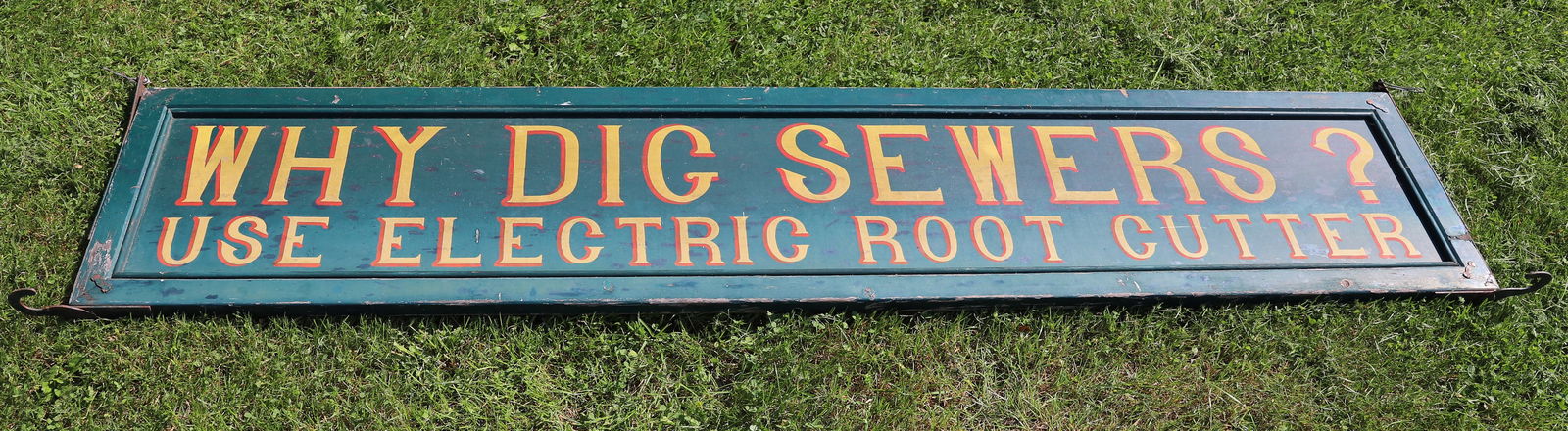 DOUBLE-SIDE WOODEN ADVERTISING SIGN (1 of 3)
