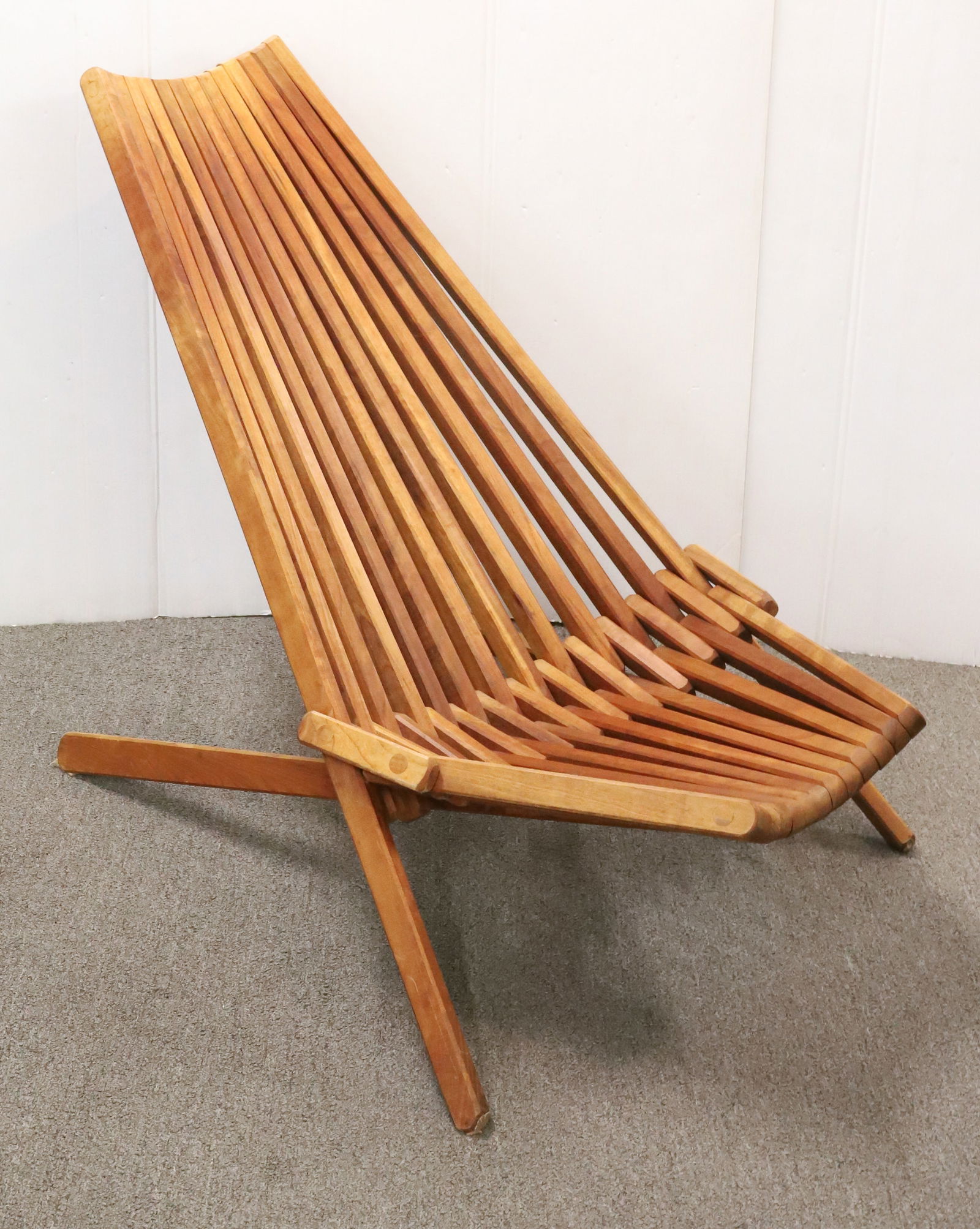 DANISH MODERN TEAK FOLDING SLAT CHAIR (1 of 4)