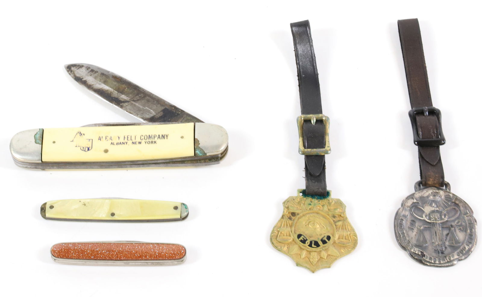 LOT OF WATCH FOBS AND POCKET KNIVES (1 of 2)