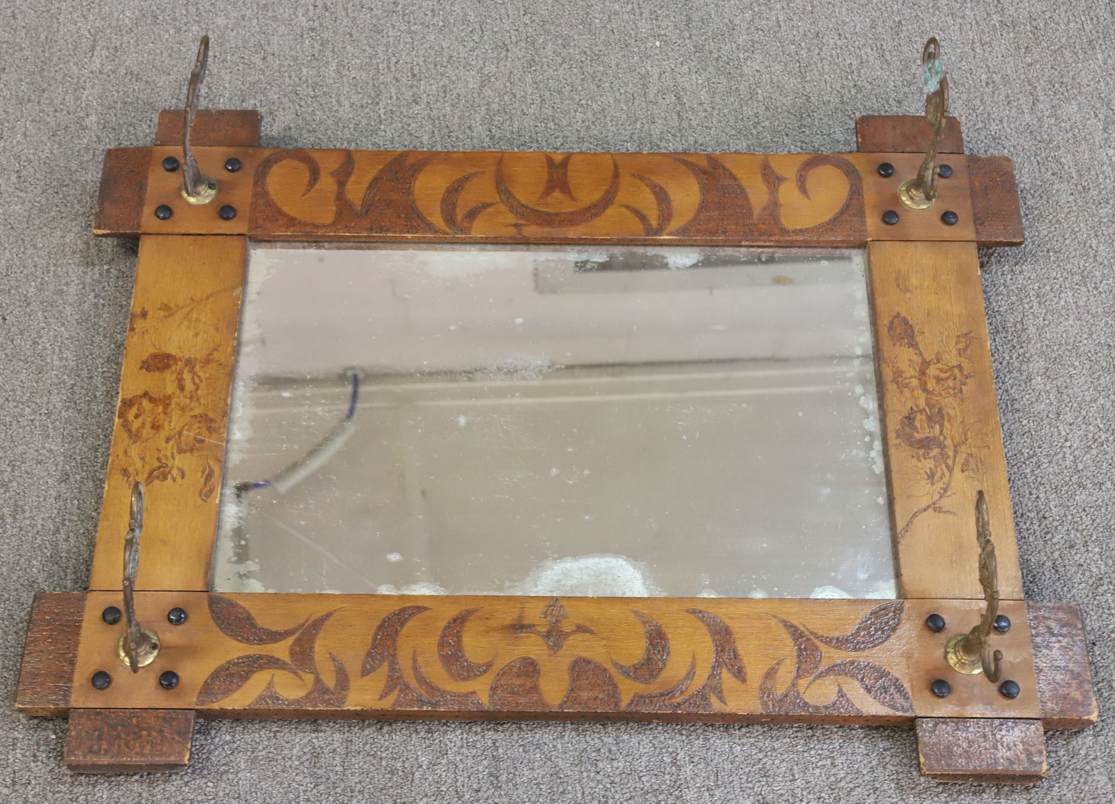 DECORATED HAT RACK WITH MIRROR (1 of 6)