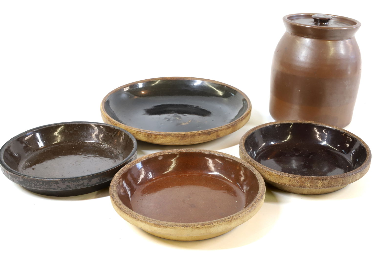 PIE PLATE AND STONEWARE CROCK LOT (1 of 4)