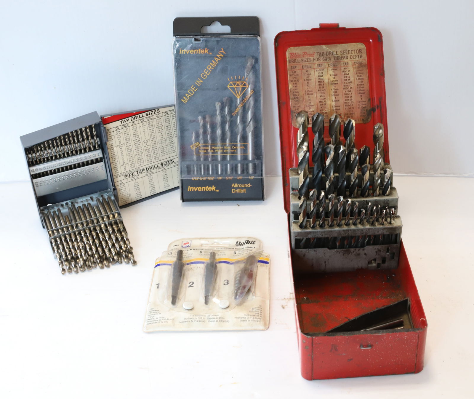 LOT OF DRILL BITS (1 of 4)