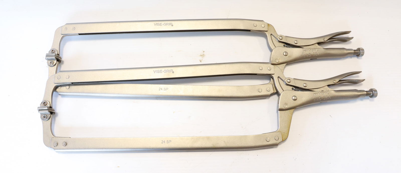 PAIR OF CLAMPS (1 of 1)