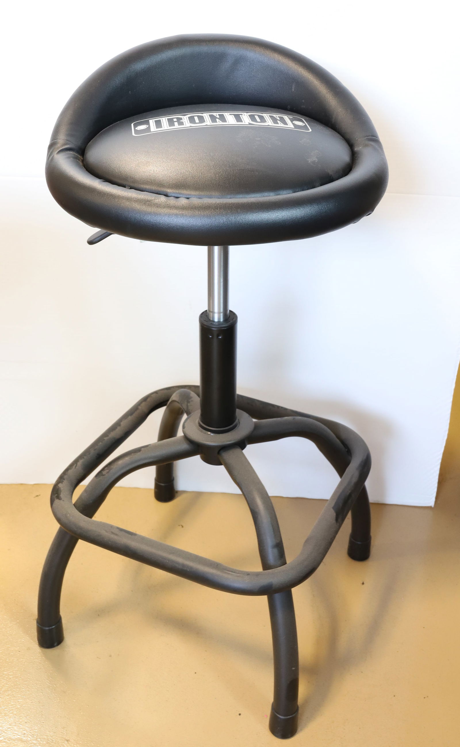 SHOP STOOL (1 of 3)