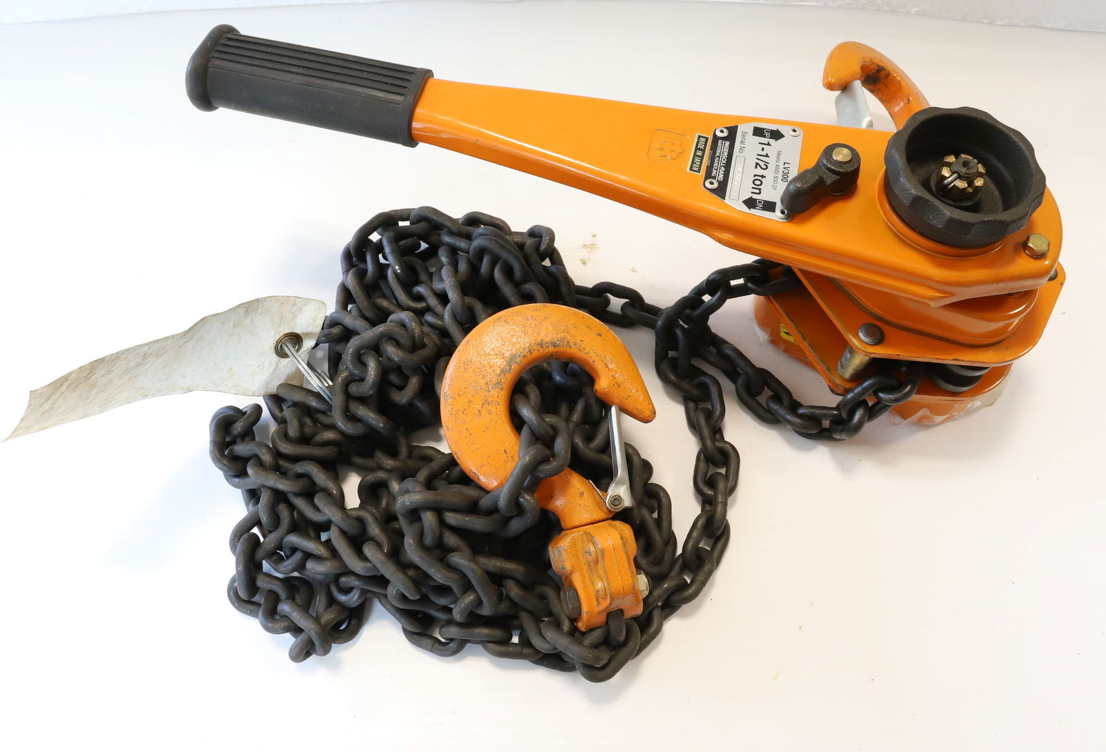 IR CHAIN HOIST (1 of 2)