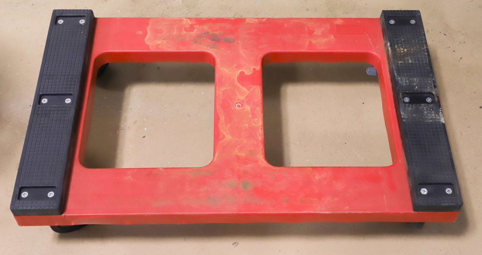 FLOOR DOLLY (1 of 2)