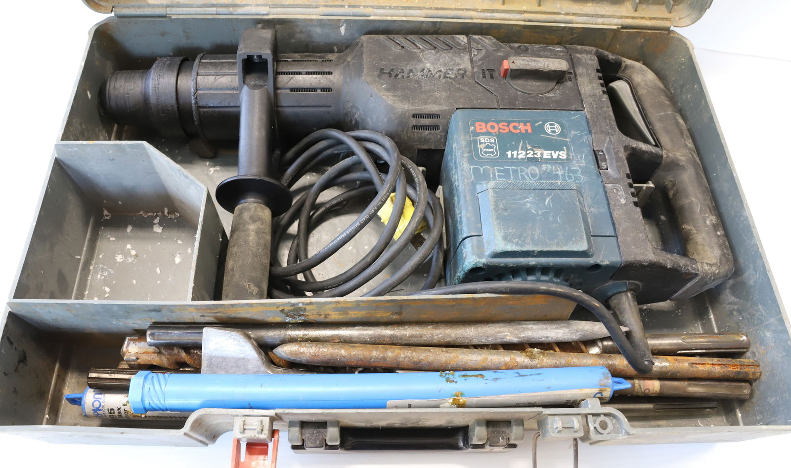 BOSCH HAMMER DRILL (1 of 2)