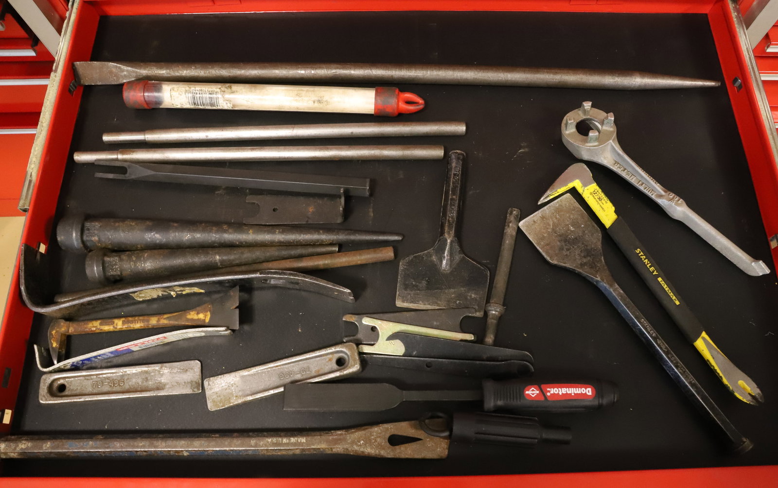 LOT OF TOOLS (1 of 3)