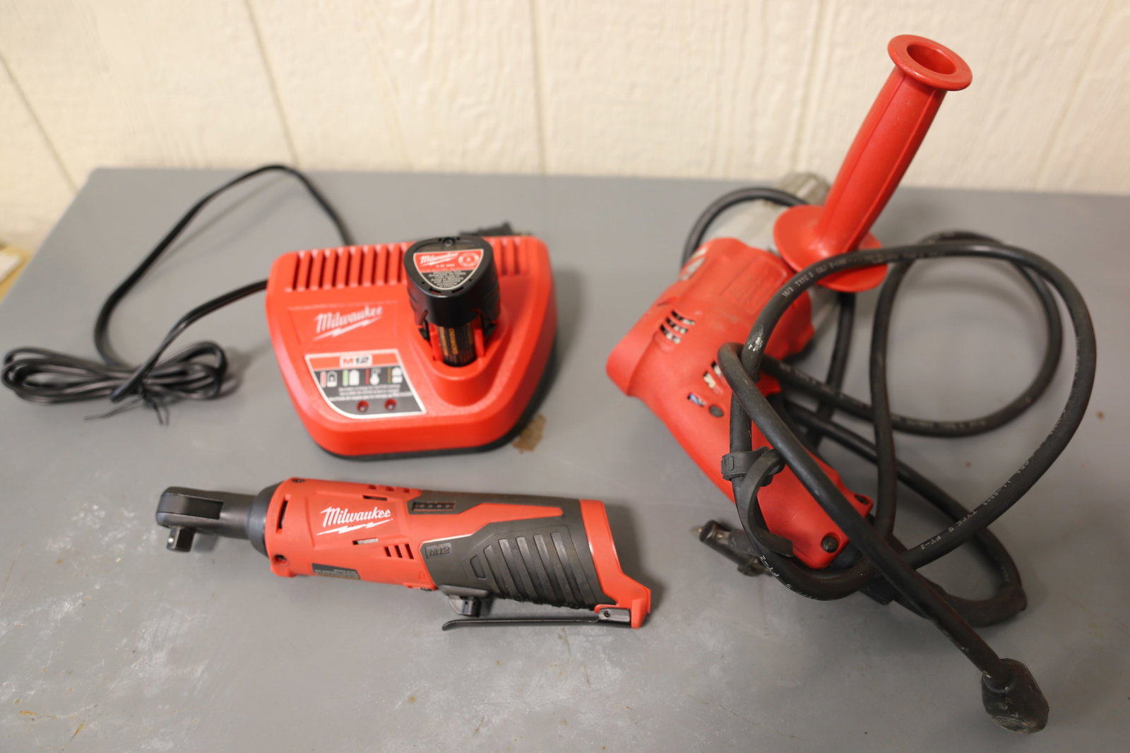 TOOL LOT (1 of 4)