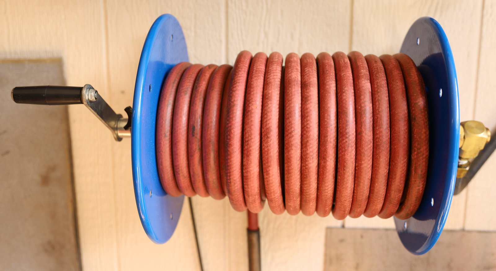 COXREELS AIR HOSE (1 of 2)