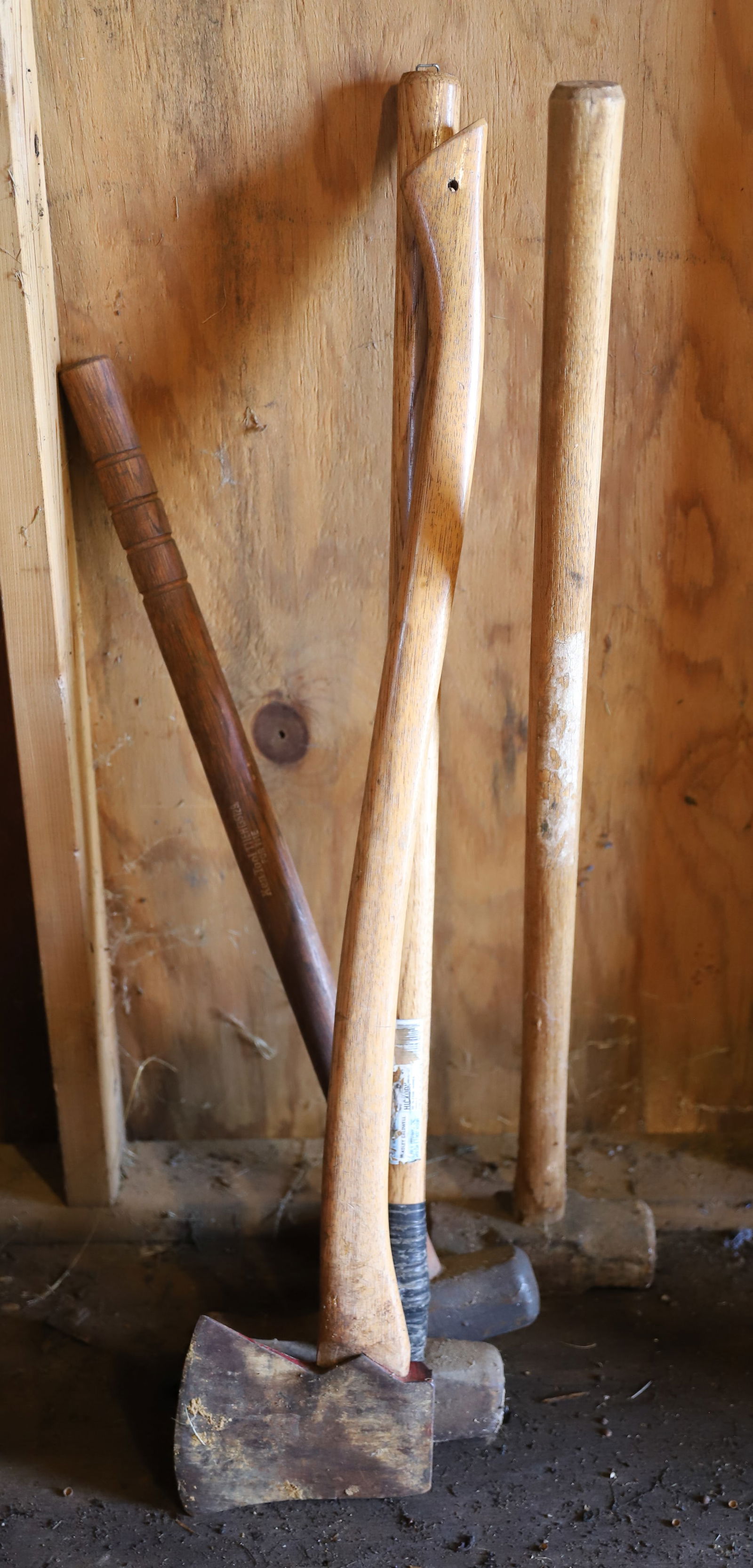 HAND TOOL LOT (1 of 1)