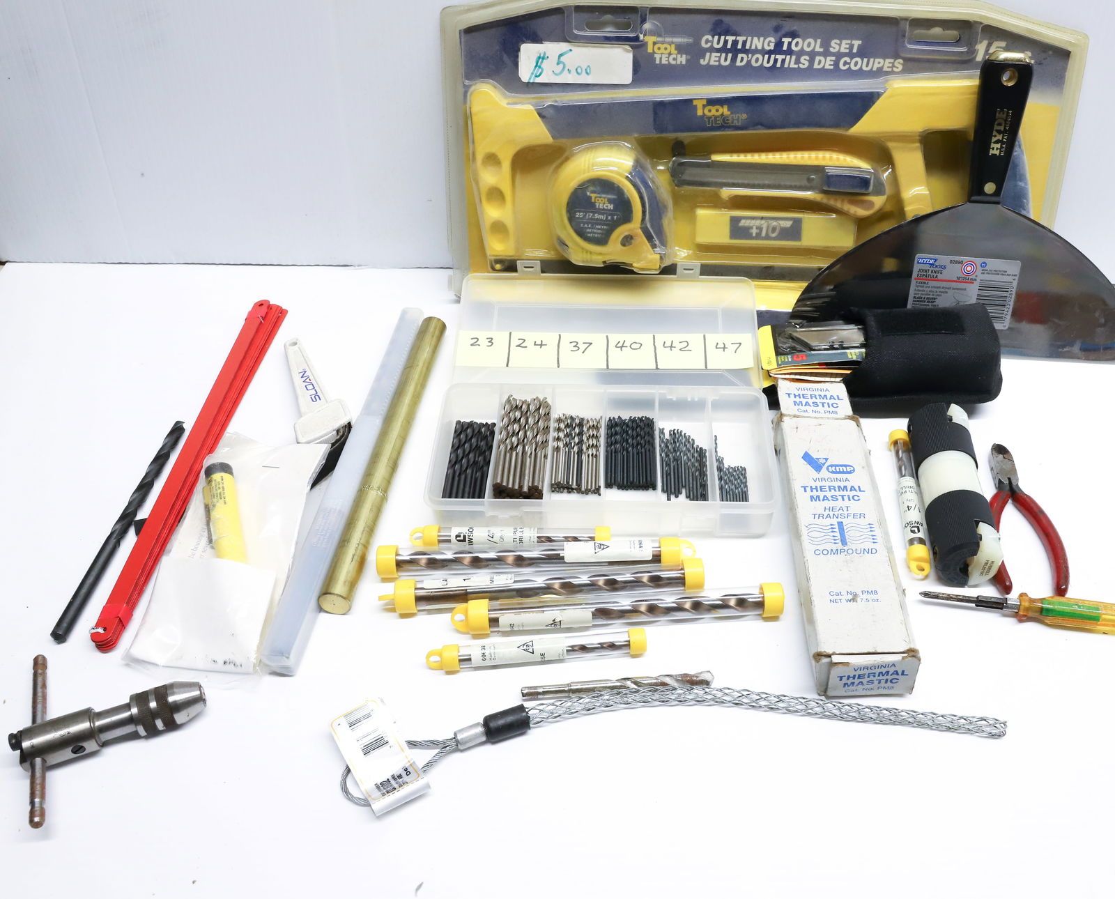 LOT OF TOOLS (1 of 4)