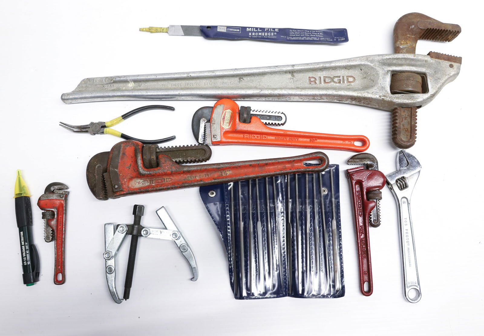 LOT OF TOOLS (1 of 3)