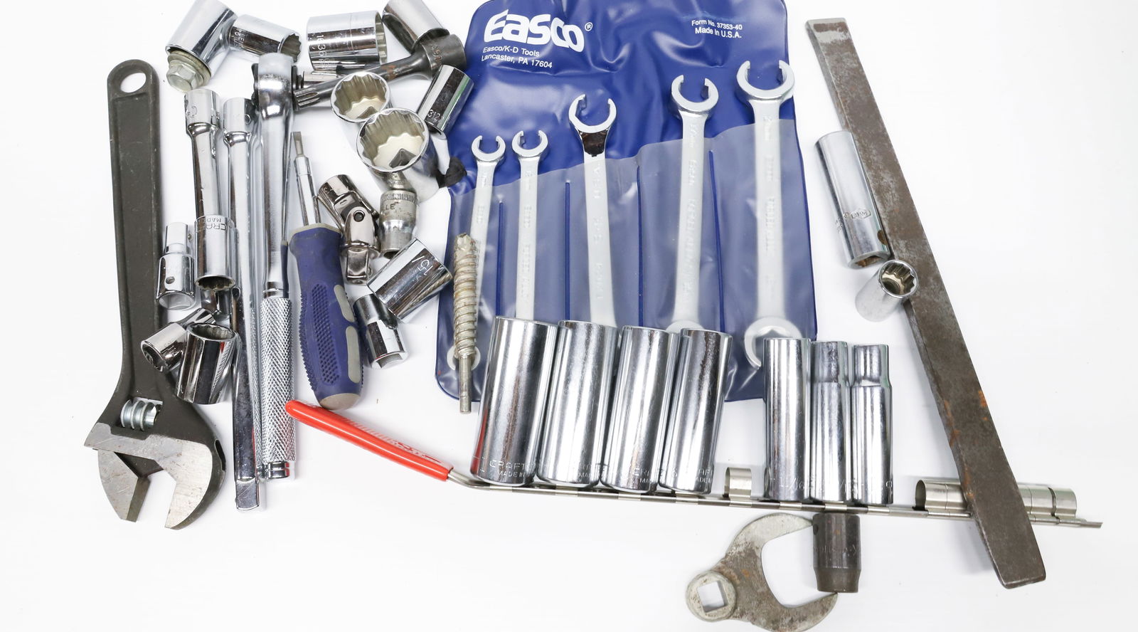 BOX OF TOOLS (1 of 4)