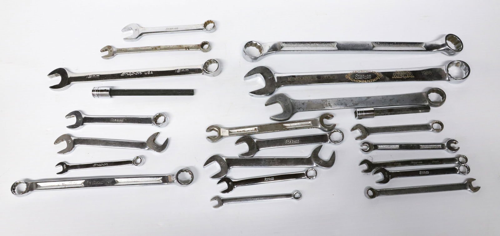 SNAP-ON TOOLS (1 of 3)