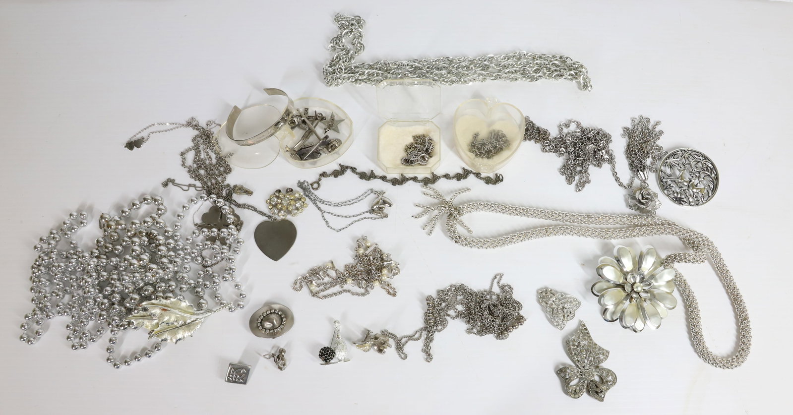 VINTAGE COSTUME JEWELRY: SEAHORSE BRACELET EARRINGS, BROOCHES, CHAINS ETC Terms: PLEASE READ CAREFULLY -THIS IS AN ONSITE AND ONLINE ONLY AUCTION. PICK UP WILL BE AT 5115 ANONA RD, STROUDSBURG, PA 18360 AND WILL ONLY BE 2 DAY
