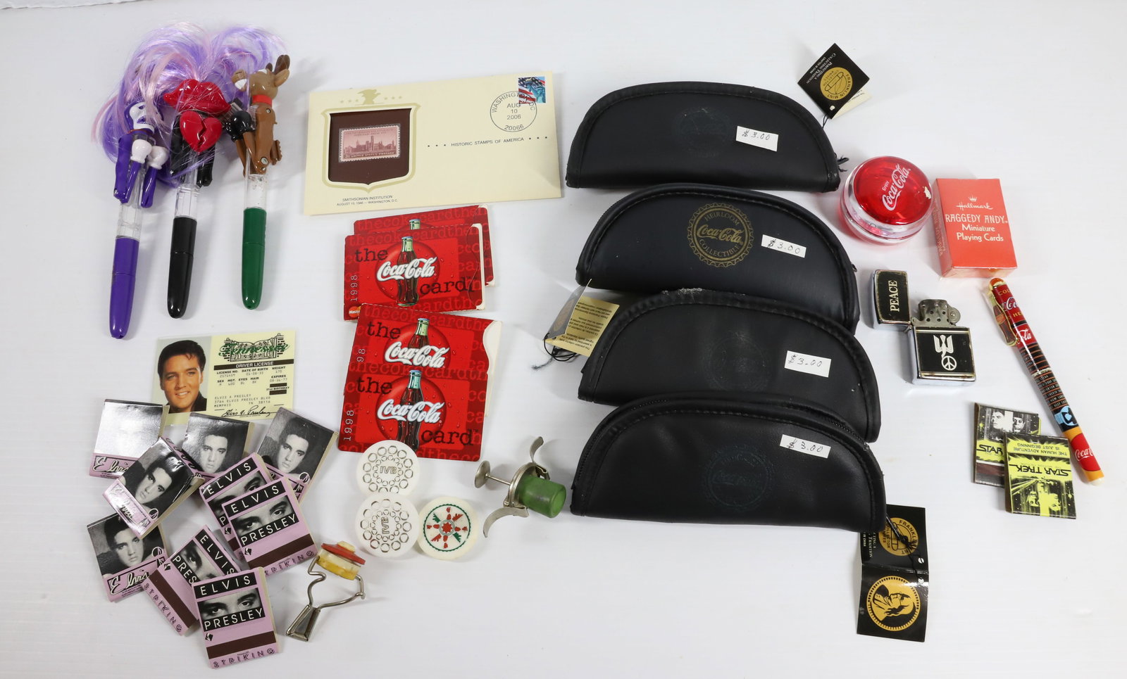 LOT OF COCA-COLA, ELVIS AND MORE (1 of 4)