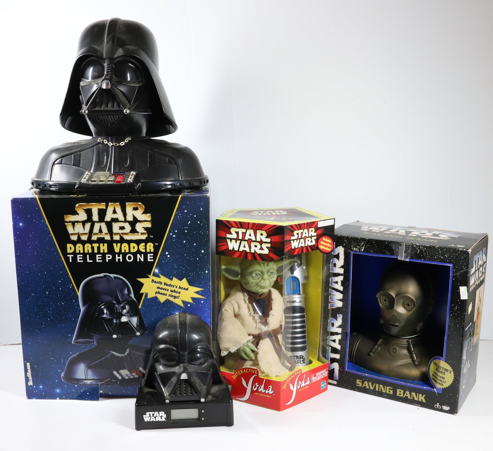 LARGE LOT OF STAR WARS RELATED TOYS (1 of 11)
