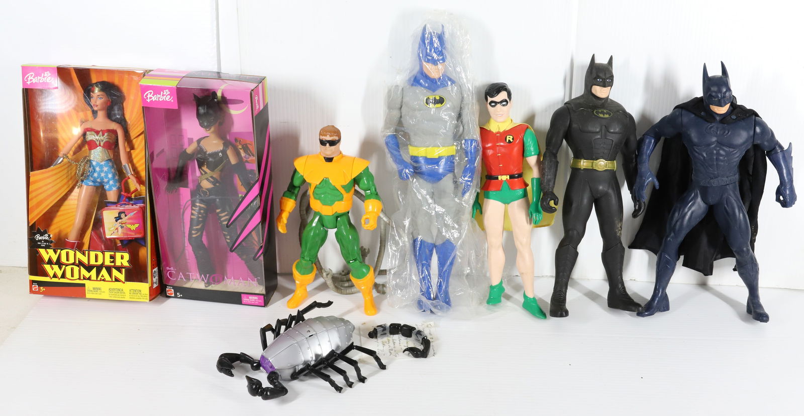 LOT OF BATMAN TOYS (1 of 4)