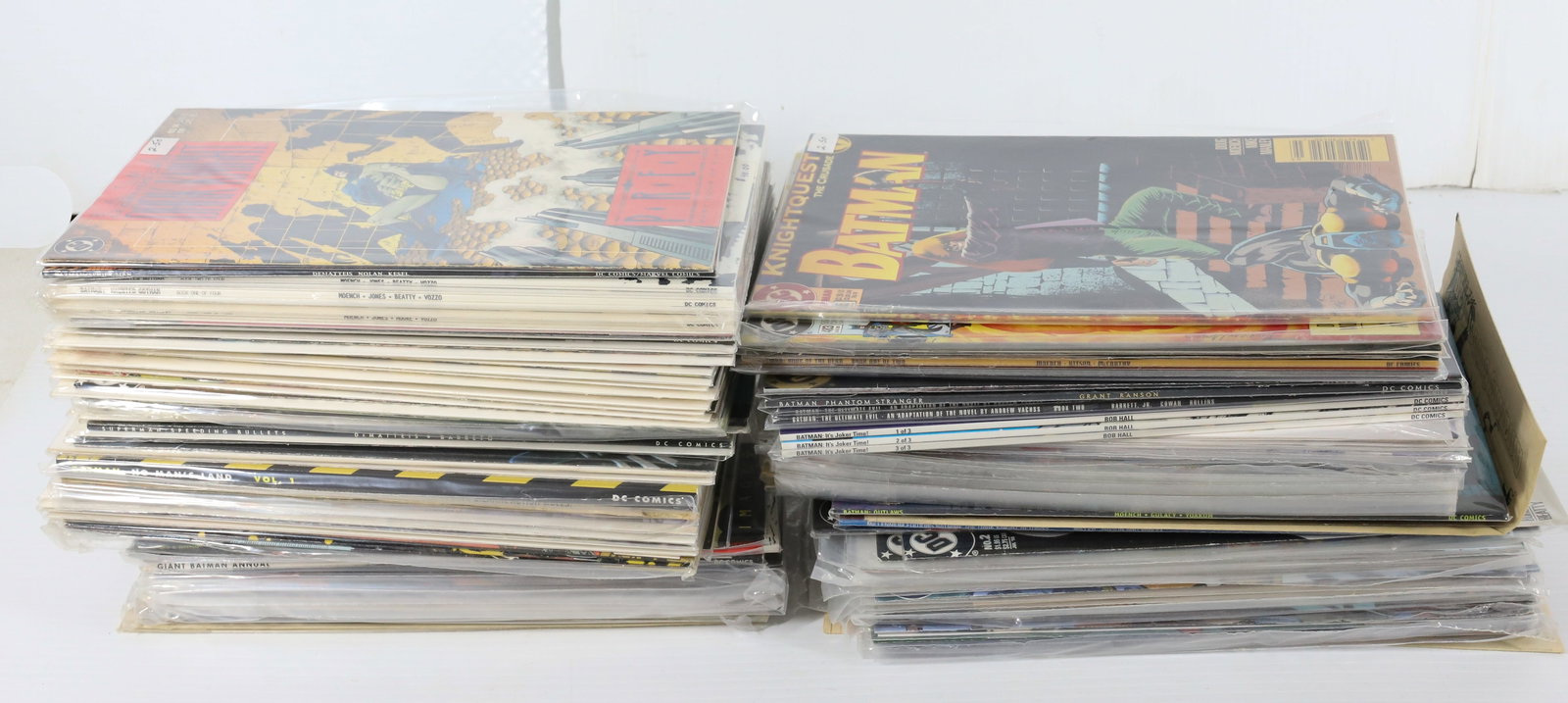 VINTAGE BATMAN COMIC BOOK LOT (1 of 5)