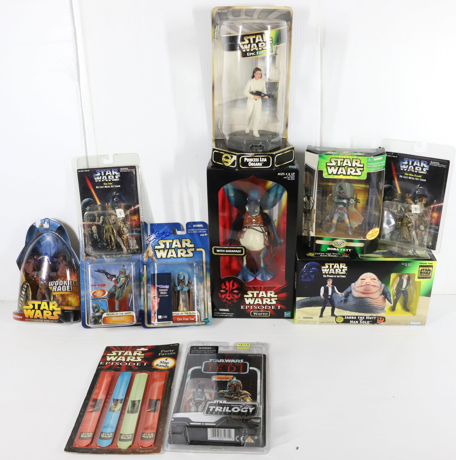 LARGE LOT OF STAR WARS ITEMS (1 of 5)