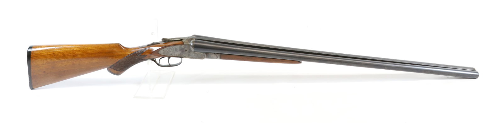 MERIDEN DOUBLE BARREL SHOTGUN: 12 GAUGE, SERIAL# 70122, 30" BARRELS Registration: Terms: THIS GUN REQUIRES REGISTRATION OR AN FFL TRANSFER TO PURCHASE