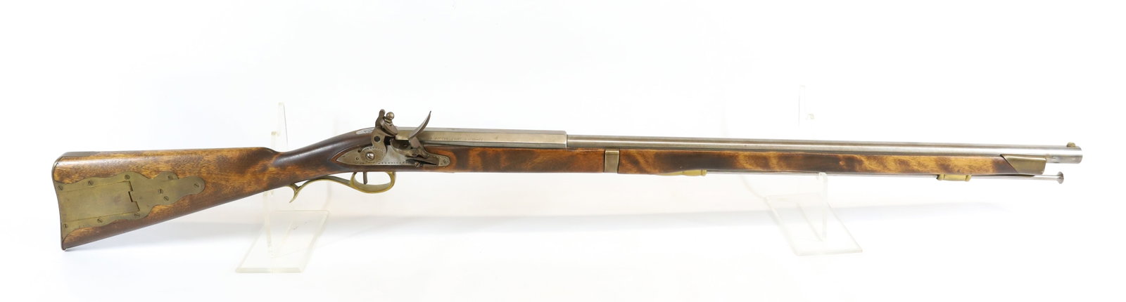 ULTRA H1 MODEL FLINTLOCK: 67 CAL, SERIAL# 4340, FLINTLOCK, 32" BARREL Registration: Terms: ANTIQUE OR BLACK POWDER FIREARM. THERE IS NO REGISTRATION OR FFL TRANSFER REQUIRED