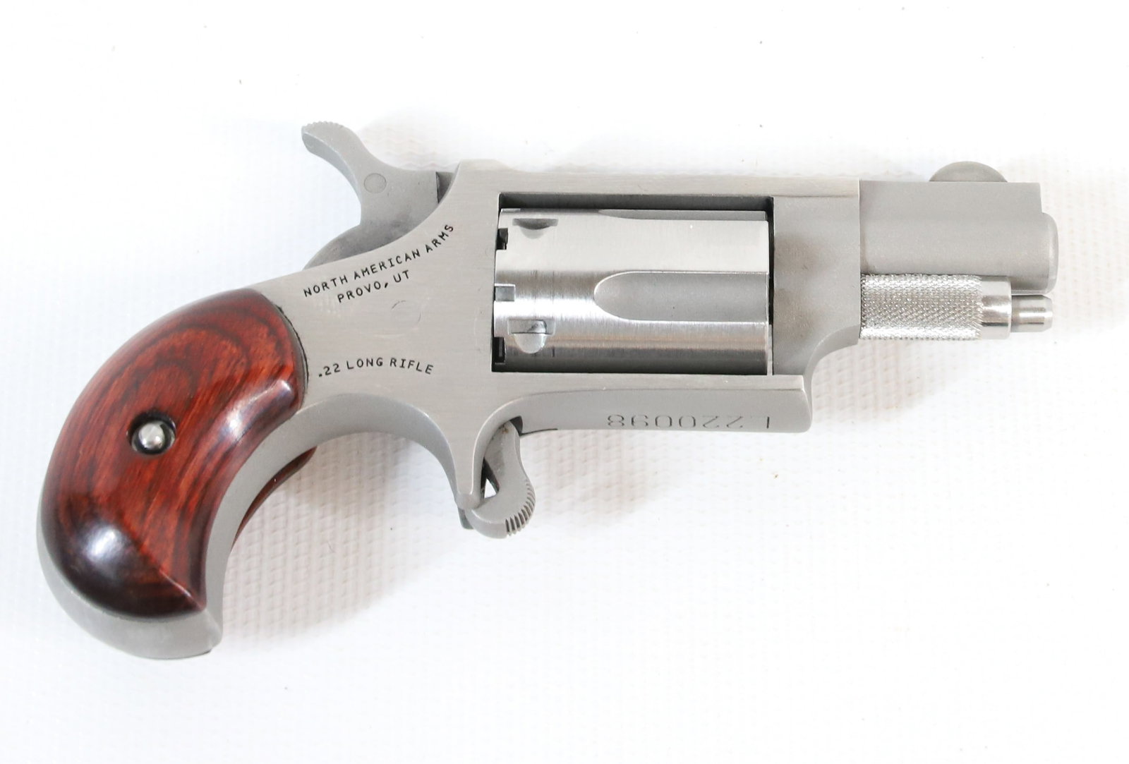 NAA MINI POCKET REVOLVER: 22 CAL, SERIAL# L220098, 1 1/4" BARREL Registration: Terms: THIS GUN REQUIRES REGISTRATION OR AN FFL TRANSFER TO PURCHASE