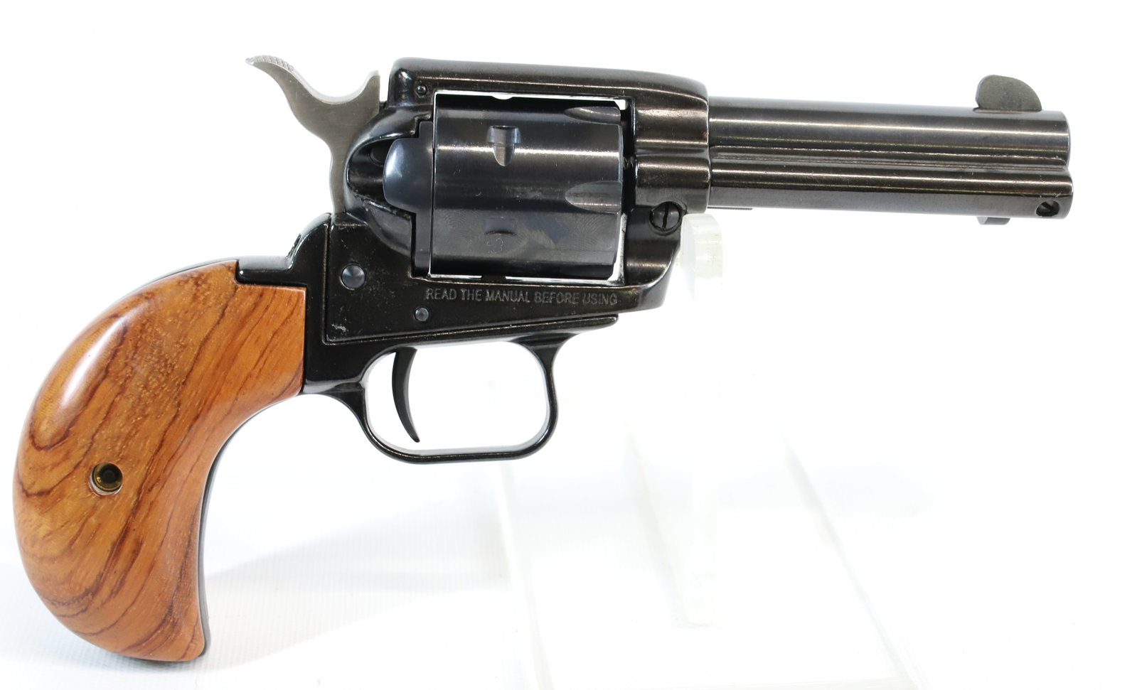 HERITAGE ROUGH RIDER REVOLVER: .22 CAL, SERIAL# E91472, 3 1/2" BARREL, WITH BOX Registration: Terms: THIS GUN REQUIRES REGISTRATION OR AN FFL TRANSFER TO PURCHASE