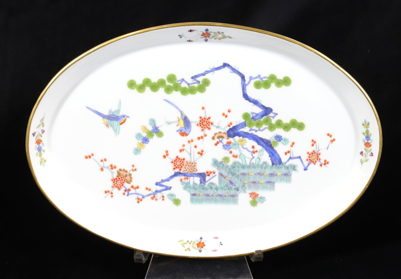 MEISSEN KAKIEMON OVAL PLATE: 7" X 10 1/4" MEISSEN GERMANY Terms: PLEASE READ CAREFULLY -THIS IS AN ONLINE ONLY AUCTION WITH ABSENTEE AND PHONE BIDDING AS WELL. Terms for Purchasing and Shipping of Auction Items. Please read caref