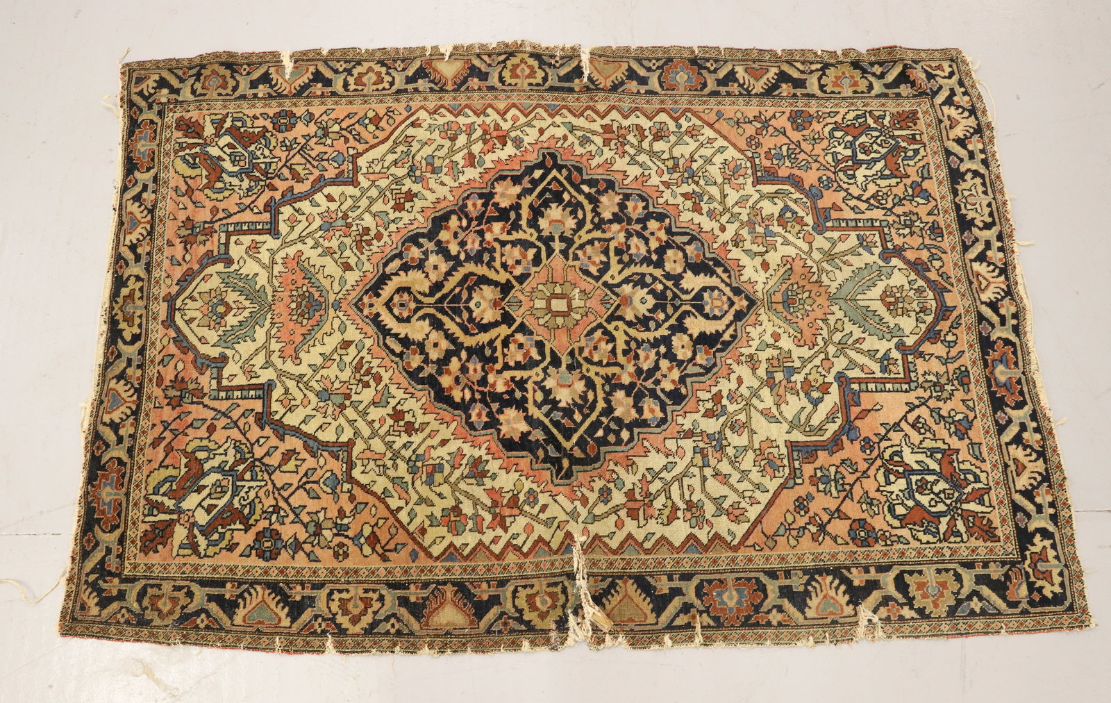 PERSIAN STYLE ORIENTAL RUG (1 of 4)