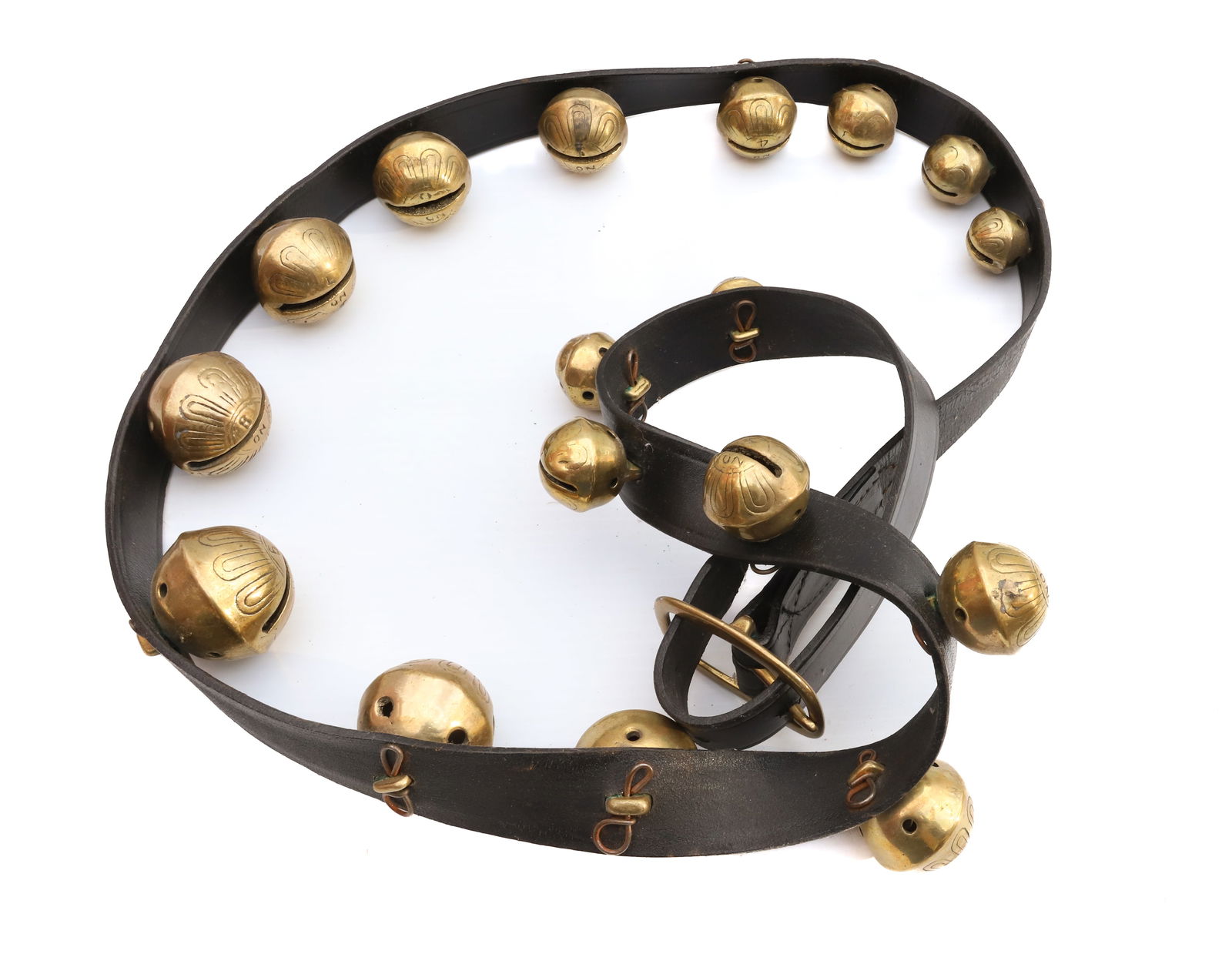 ANTIQUE STRAP OF SLEIGH BELLS (1 of 4)