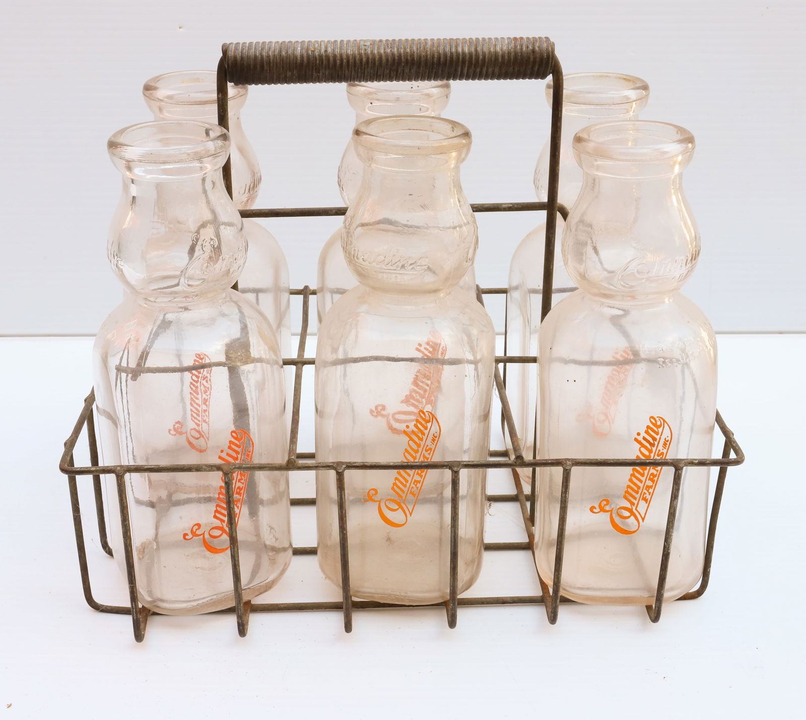 LOT OF CREAM TOP MILK BOTTLES AND CARRIER (1 of 3)