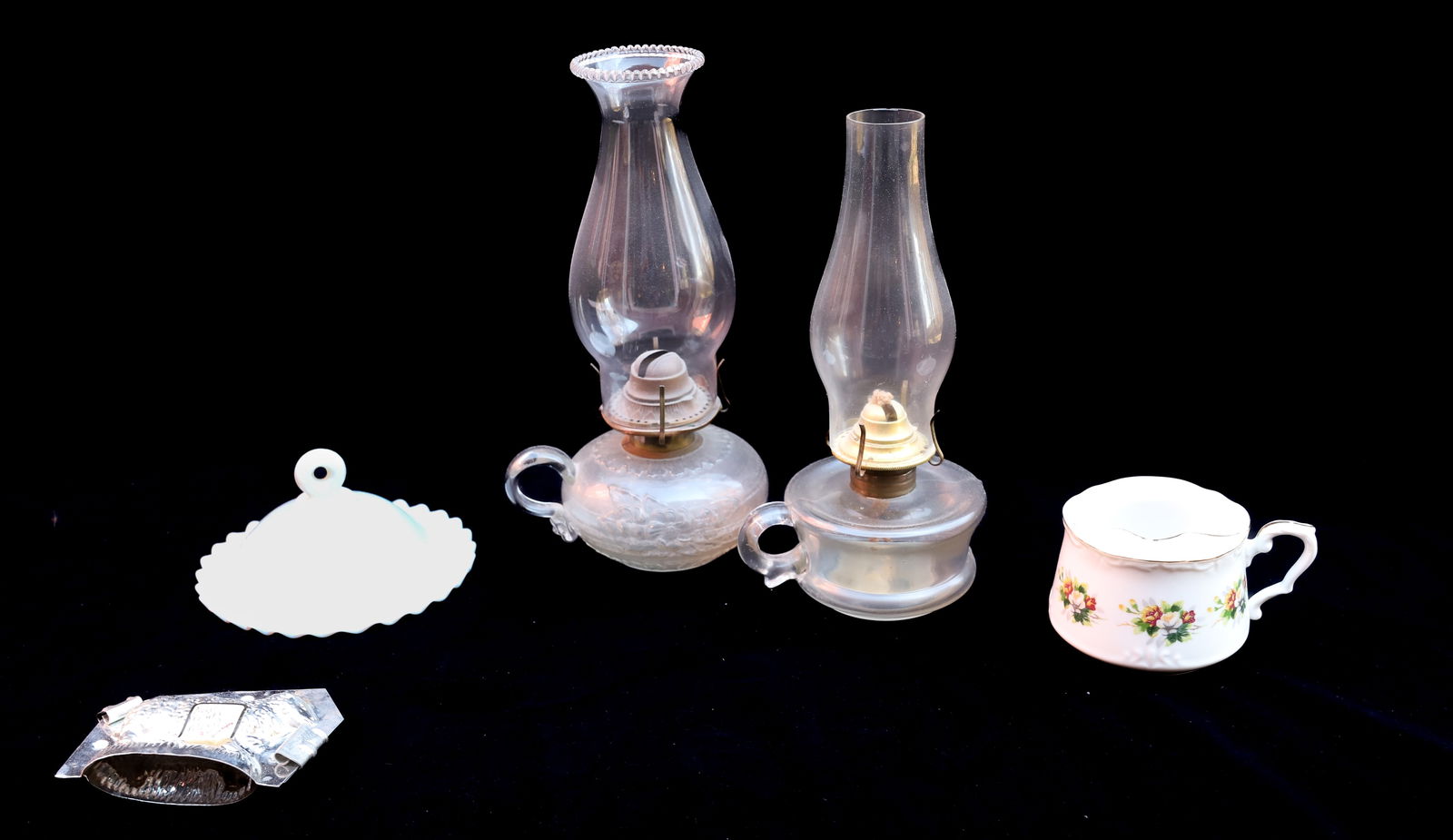 LOT OF KEROSENE LIGHTS AND MORE (1 of 4)