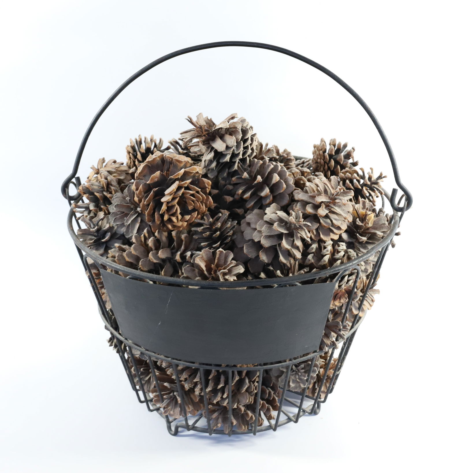 WIRE EGG BASKET (1 of 3)