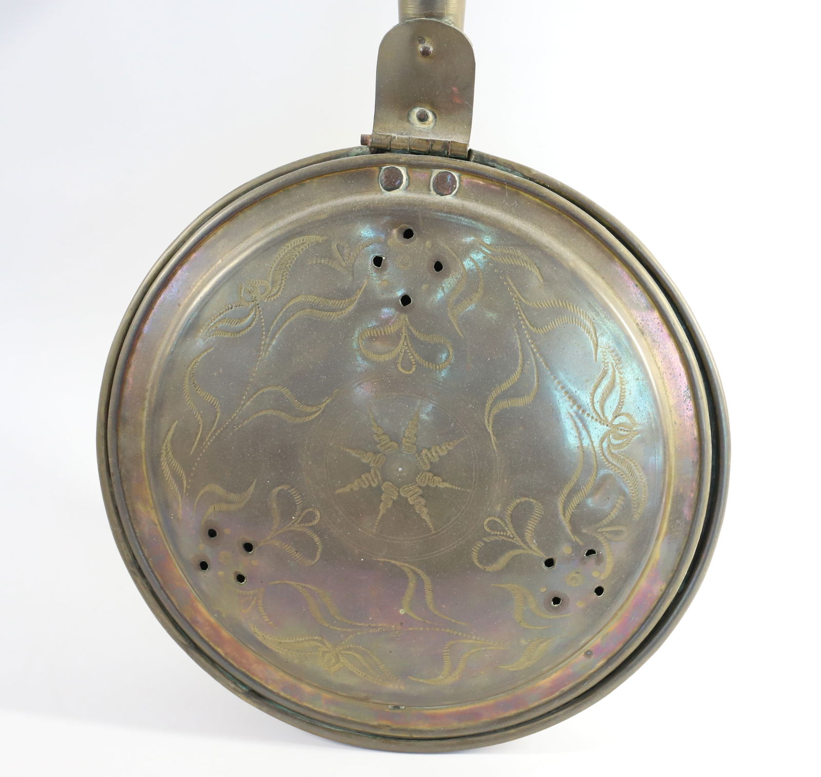 DECORATED BRASS BED WARMER (1 of 3)