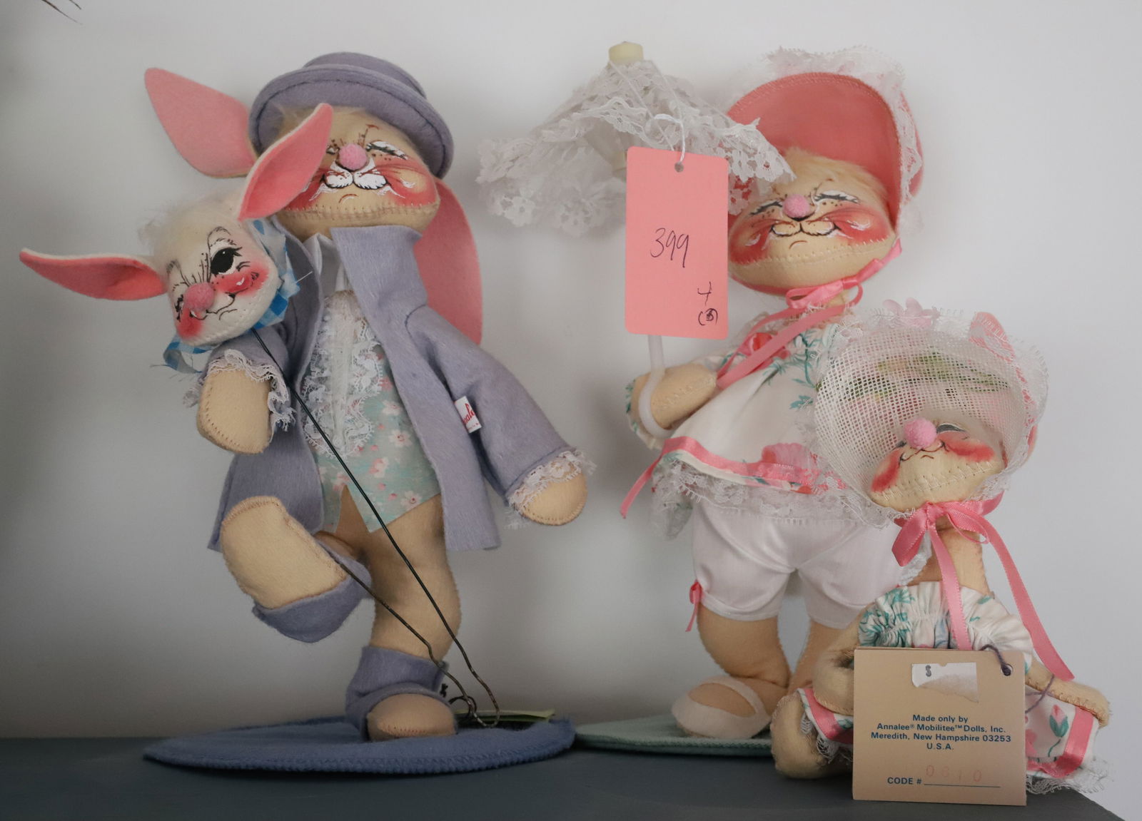 (3) ANNA LEE DOLLS (1 of 3)