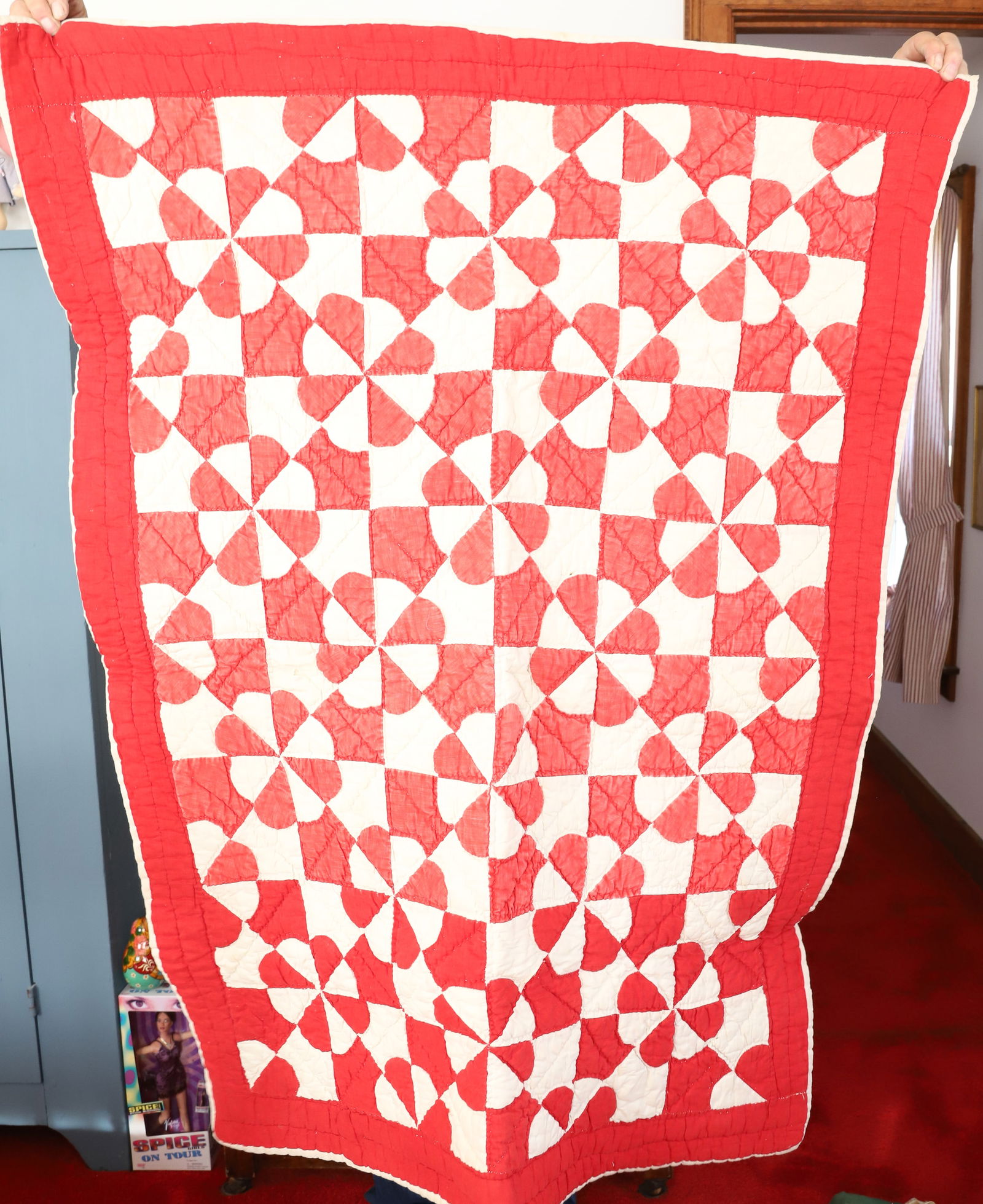 HAND STITCHED ANTIQUE CRIB QUILT (1 of 3)