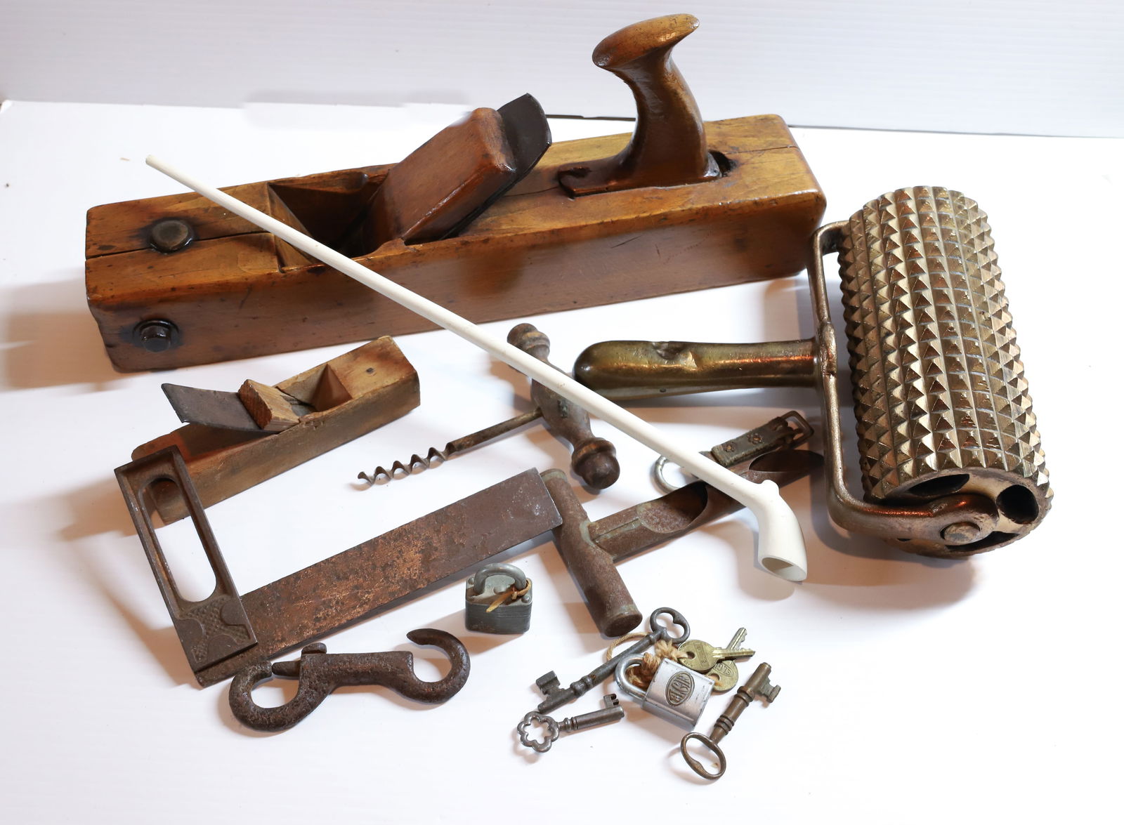 LOT OF TOOLS (1 of 2)