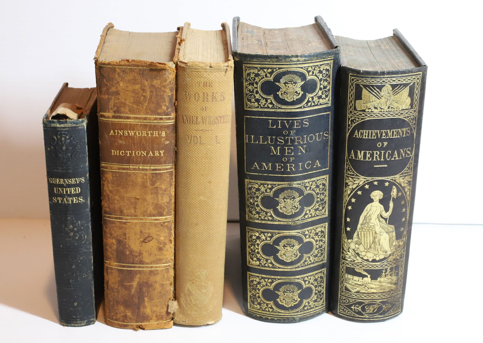 LOT OF ANTIQUE BOOKS (1 of 4)