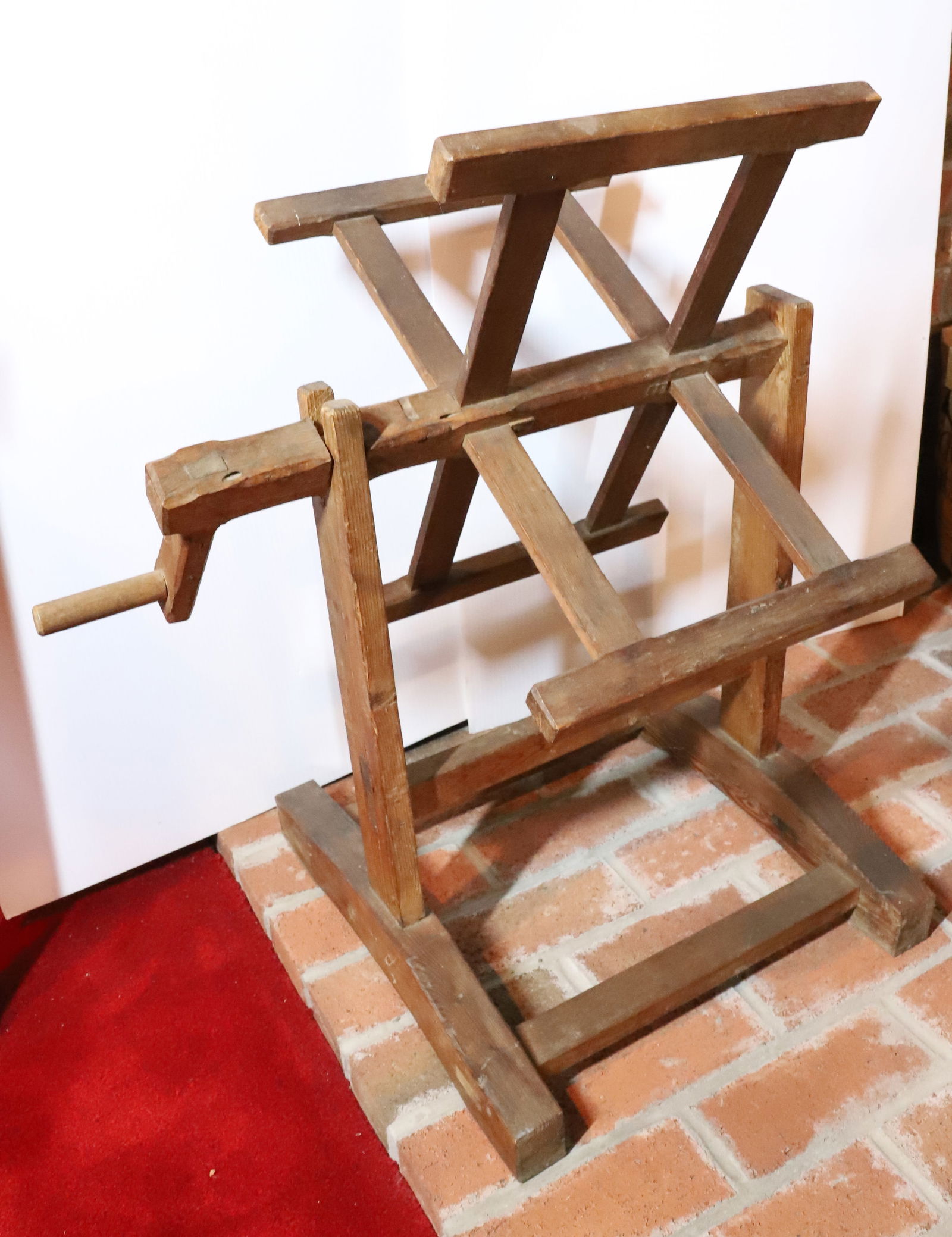 WOODEN LINE WINDER (1 of 2)