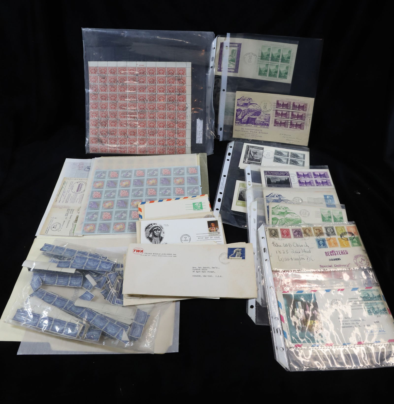 VINTAGE UNUSED POSTAGE STAMPS (1 of 5)
